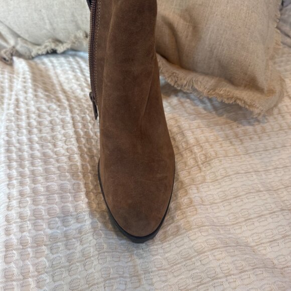 Aldo Doria suede brown ankle boot with Lug sole - Picture 5 of 7